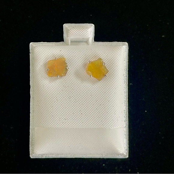 Sterling silver one of a kind rough Ethiopian Opal earrings - Picture 3 of 6